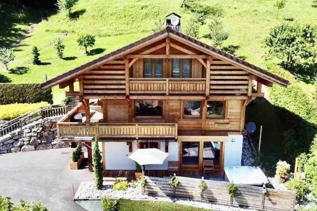 Androsace Appartement Dans Chalet Bois Avec Jacuzzi Privatif Terrasse Et Vue Montagne Les Villards-sur-Thones Exterior photo